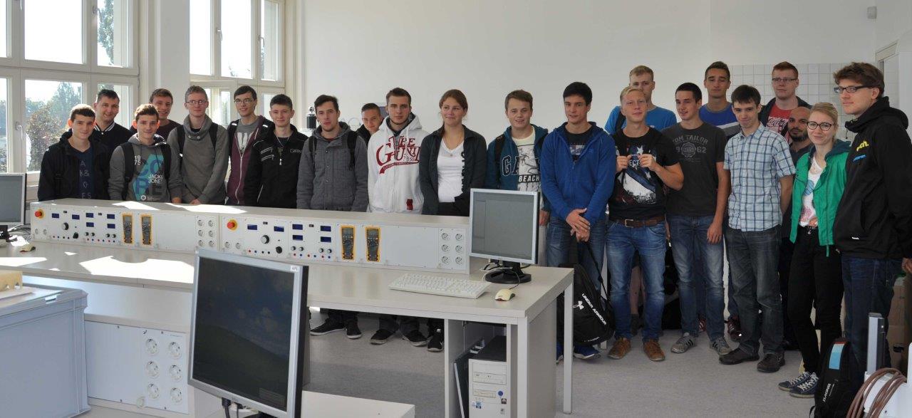 Bild 2: Matrikel 2015 – Studiengang Elektrische Energiesysteme