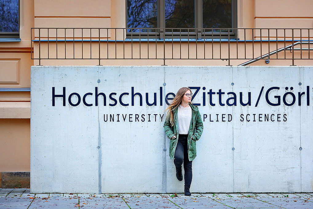Emilia auf dem Zittauer Campus