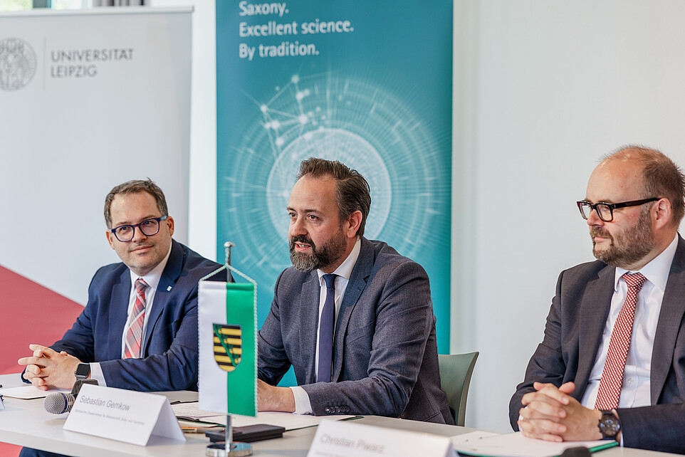 Eindrücke von der Unterzeichnung des Eckpunktepapiers 