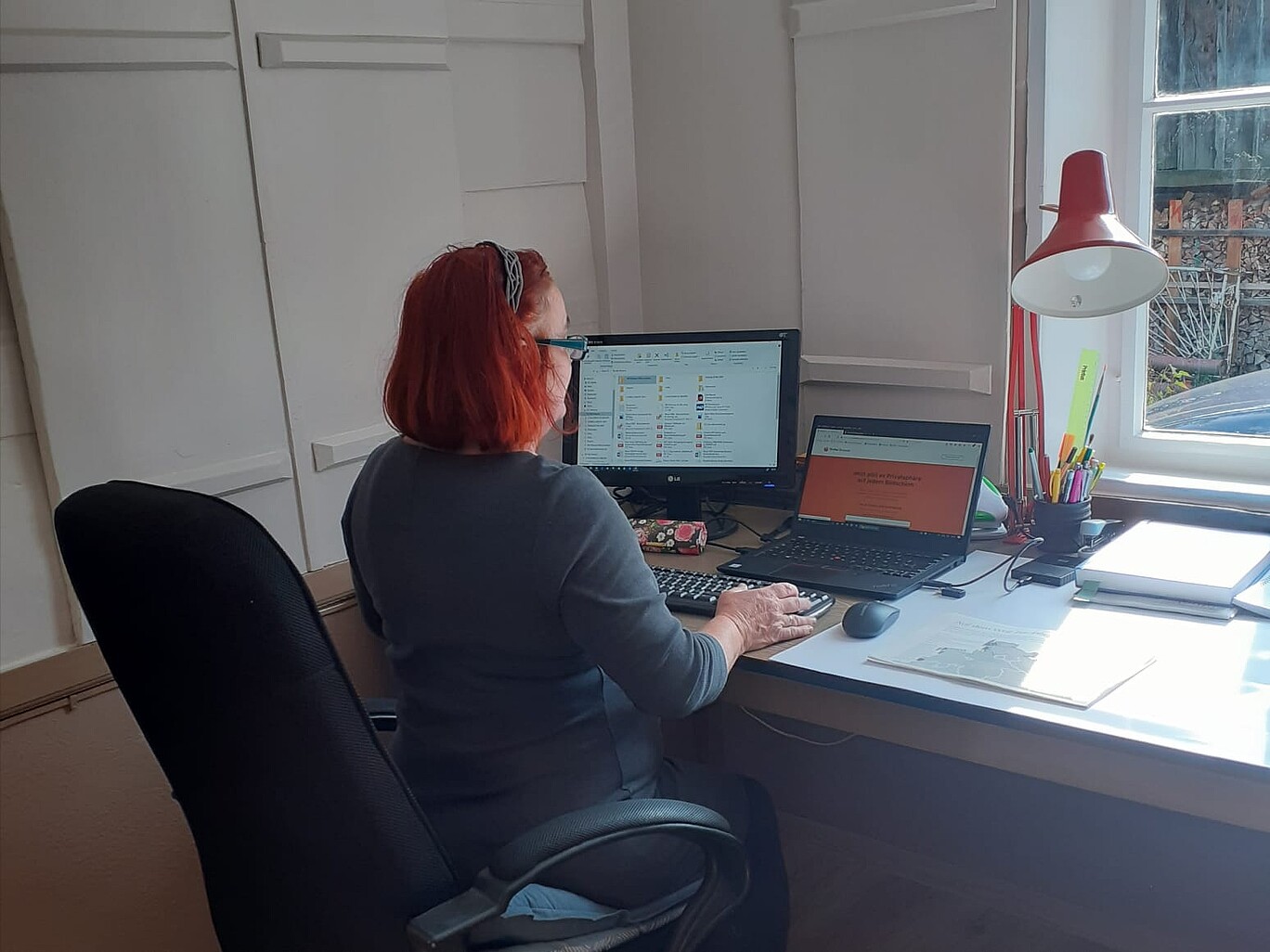 Home Office Schreibtisch