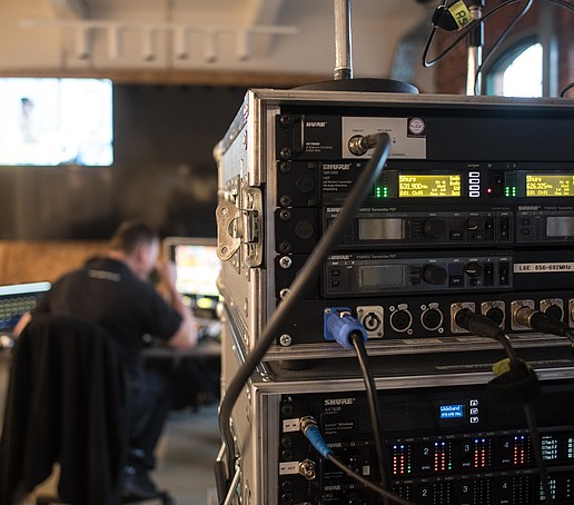 Tontechnikgeräte im Celsiuz