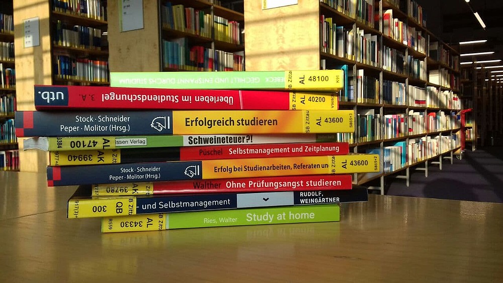 Buchrücken Erstsemesterempfehlungen