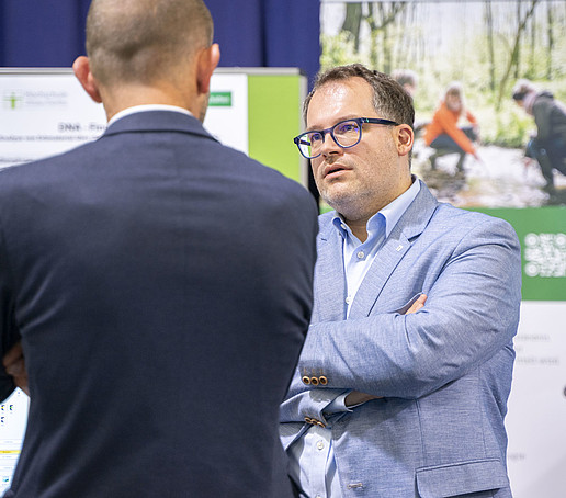 Landrat und Rektor im Gespräch.