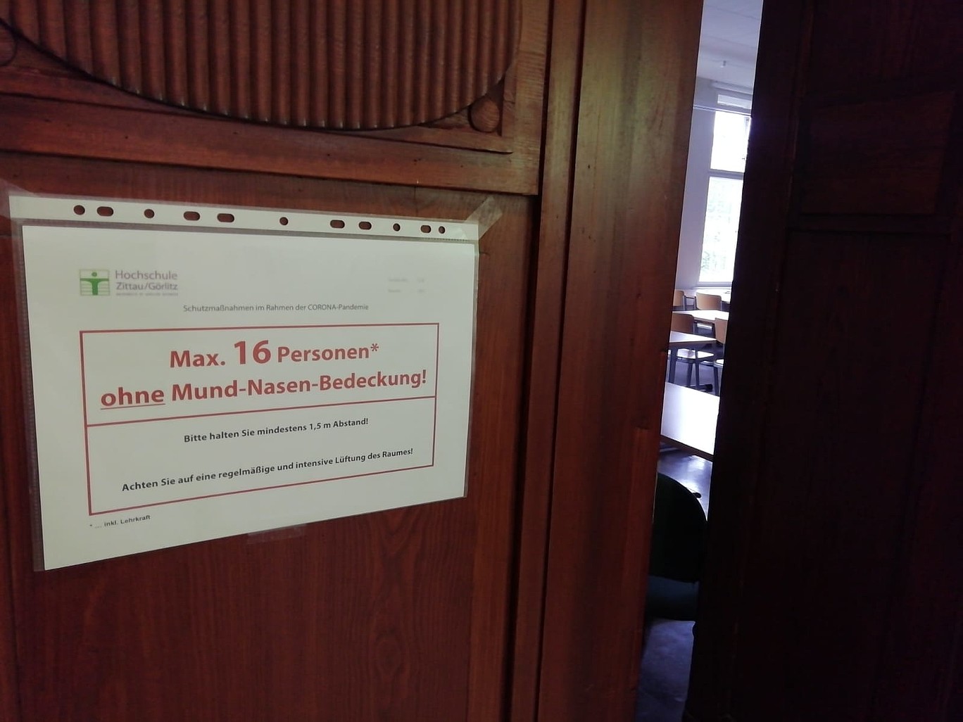 Eingangstür Seminarraum