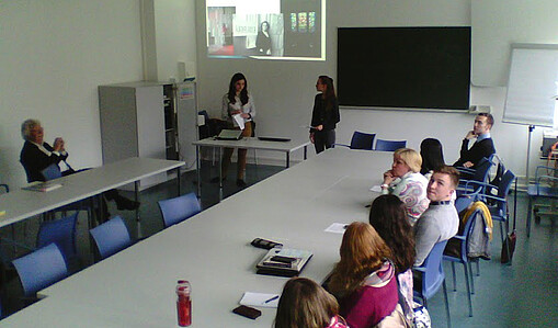 Die TeilnehmerInnen des internationalen Seminars standen im regen Austausch miteinander. Foto: HSZG - Frank Schneider Die TeilnehmerInnen des internationalen Seminars standen im regen Austausch miteinander. Foto: HSZG - Frank Schneider