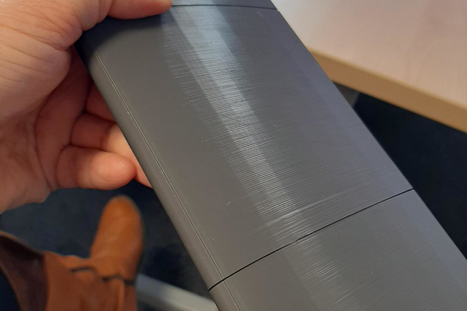 Prototyp eines Rotorblattes für vertikale ausgerichtete Windkraftanlagen aus dem 3D-Drucker.