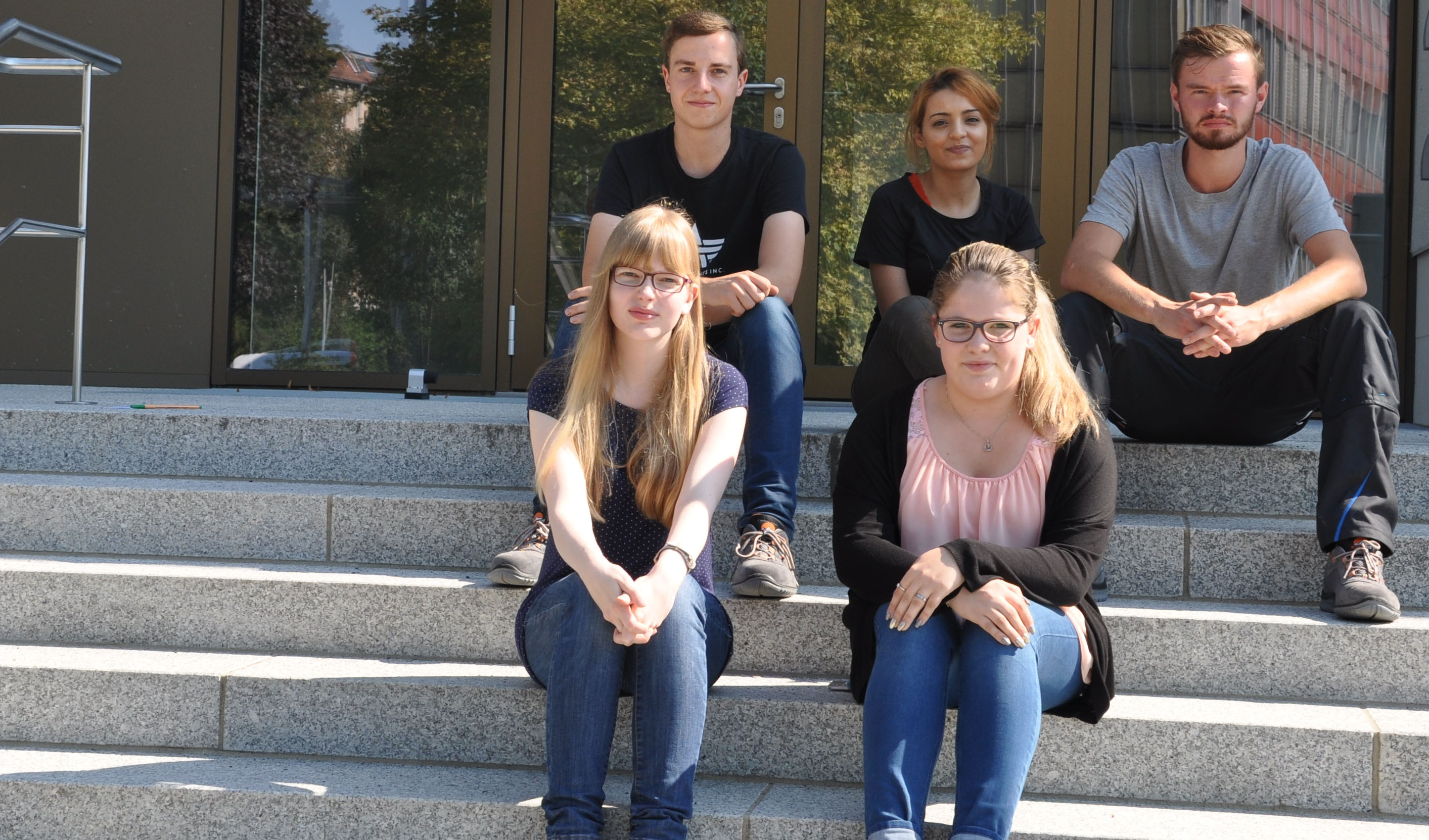 Im Wintersemester 2016 haben neue KIA-Studierende und Auszubildende ihre Ausbildung/Studium an der HSZG begonnen