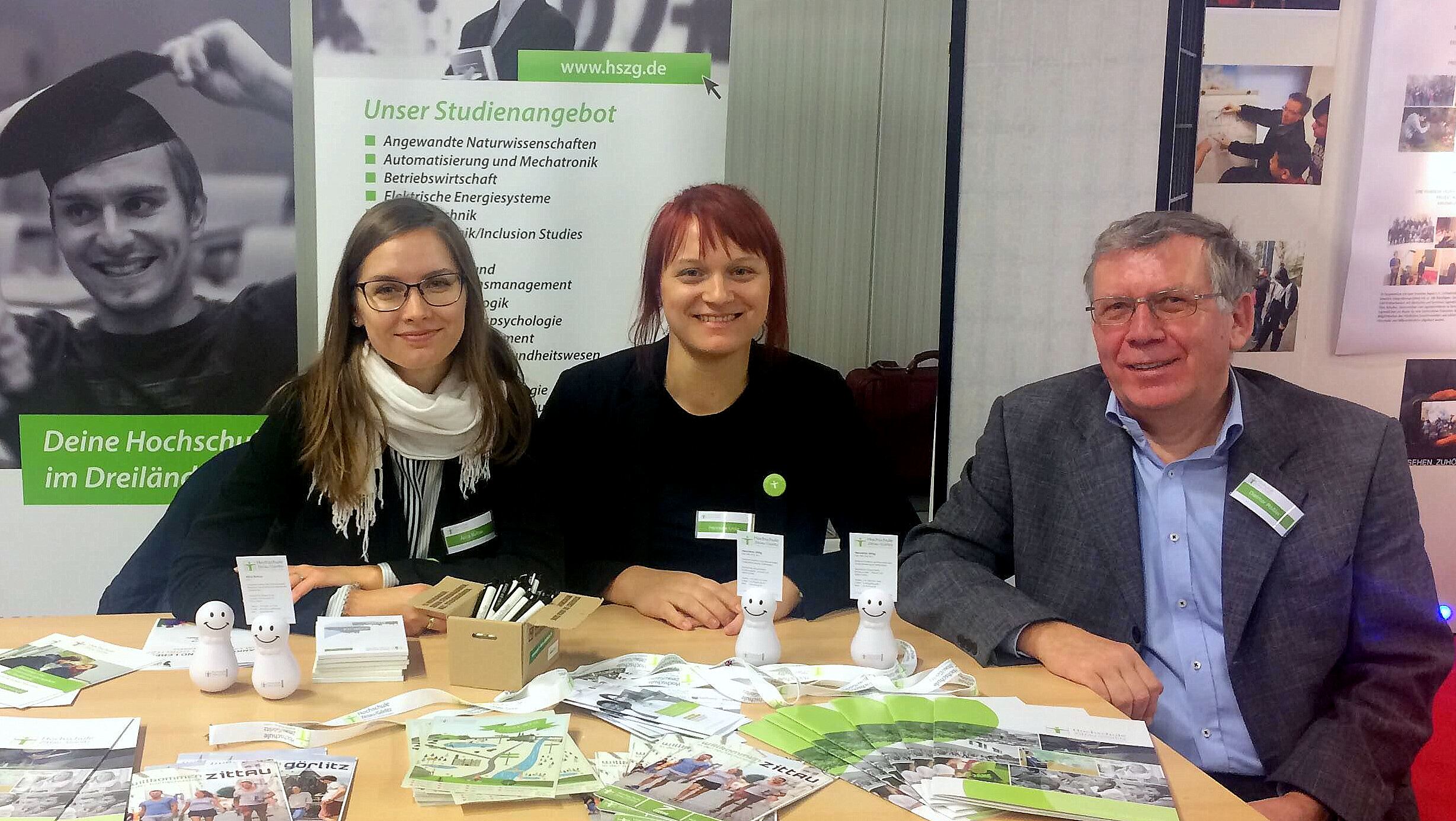 Beratung zum Bewerbungsprozess für ausländische StudienbewerberInnen